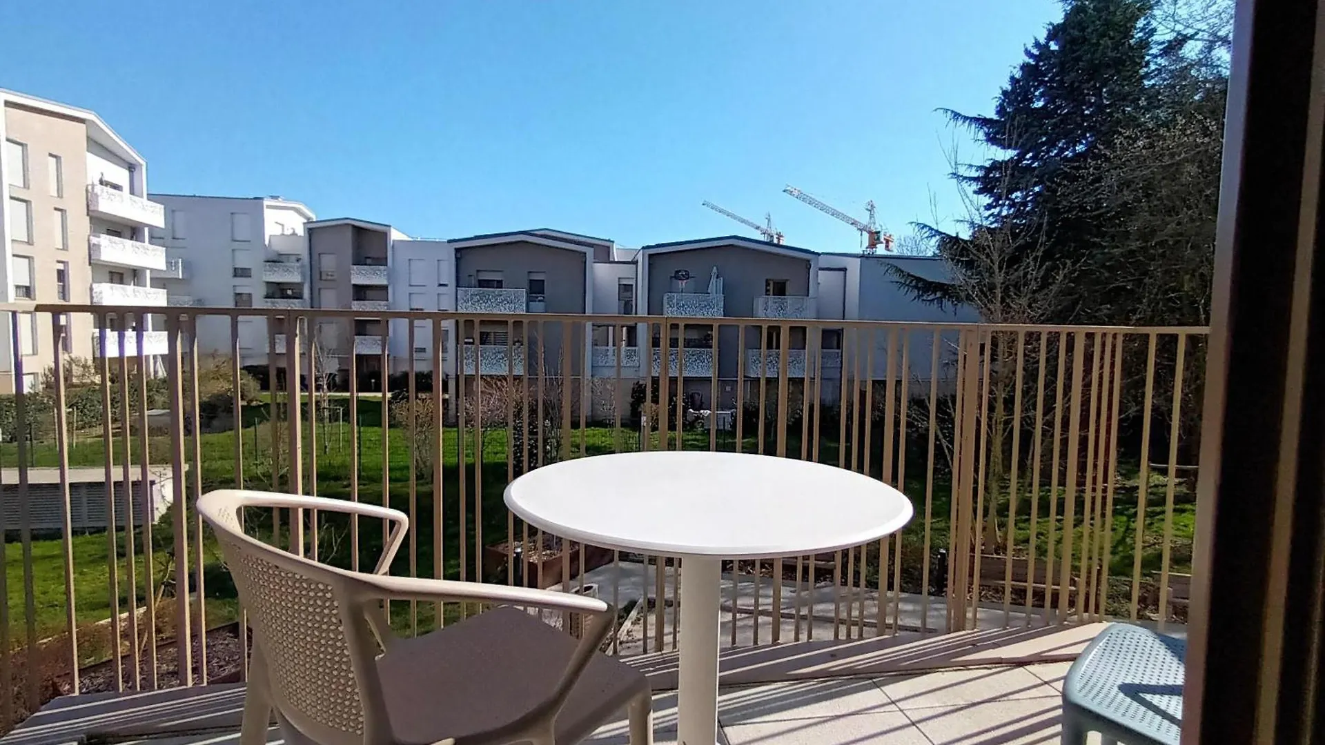 Aparthotel Domitys Calandra à Villepinte  0*, Villepinte (Seine-Saint-Denis)